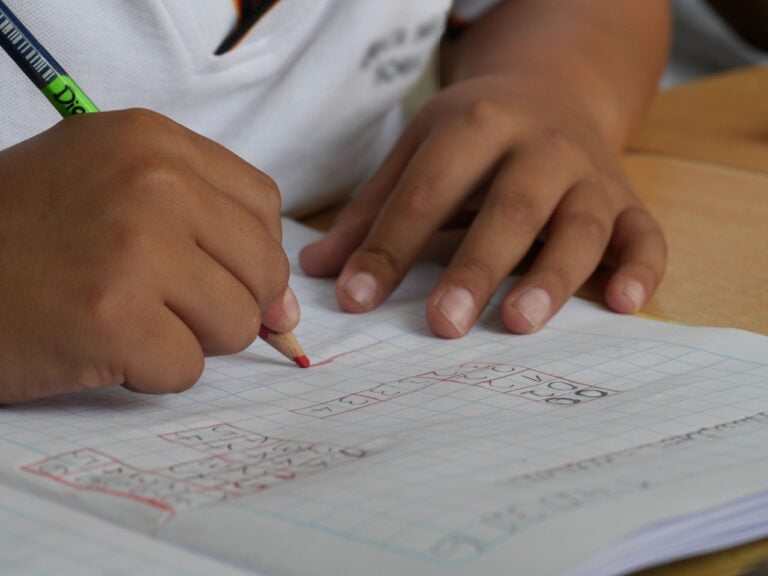 Qual é a importância da educação financeira nas escolas? 12 educação financeira