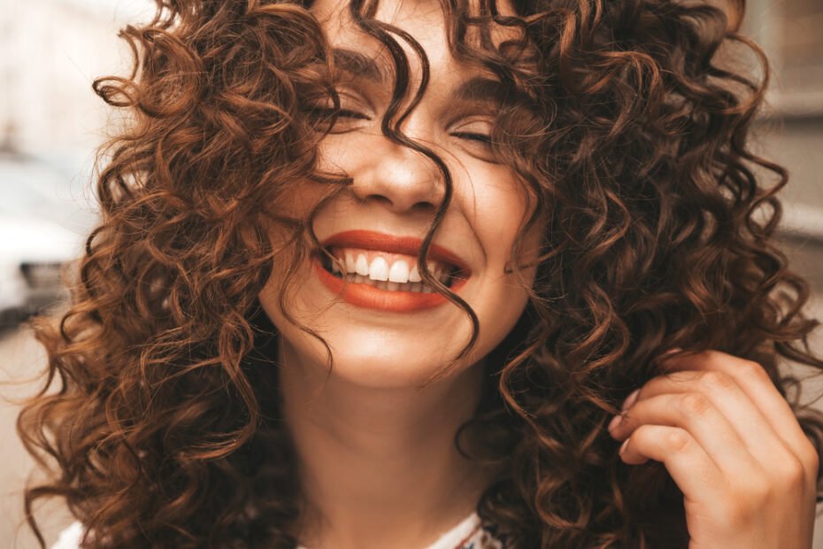 Truques de salão para ondular o cabelo sem danificar os fios 6 ondular o cabelo